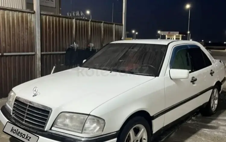 Mercedes-Benz C 200 1994 года за 1 800 000 тг. в Астана