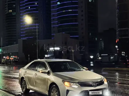 Toyota Camry 2015 года за 9 500 000 тг. в Актобе – фото 13