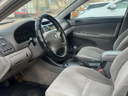 Toyota Camry 2003 года за 5 000 000 тг. в Семей – фото 7