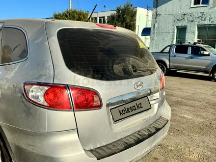 Hyundai Santa Fe 2006 года за 4 150 000 тг. в Астана – фото 2