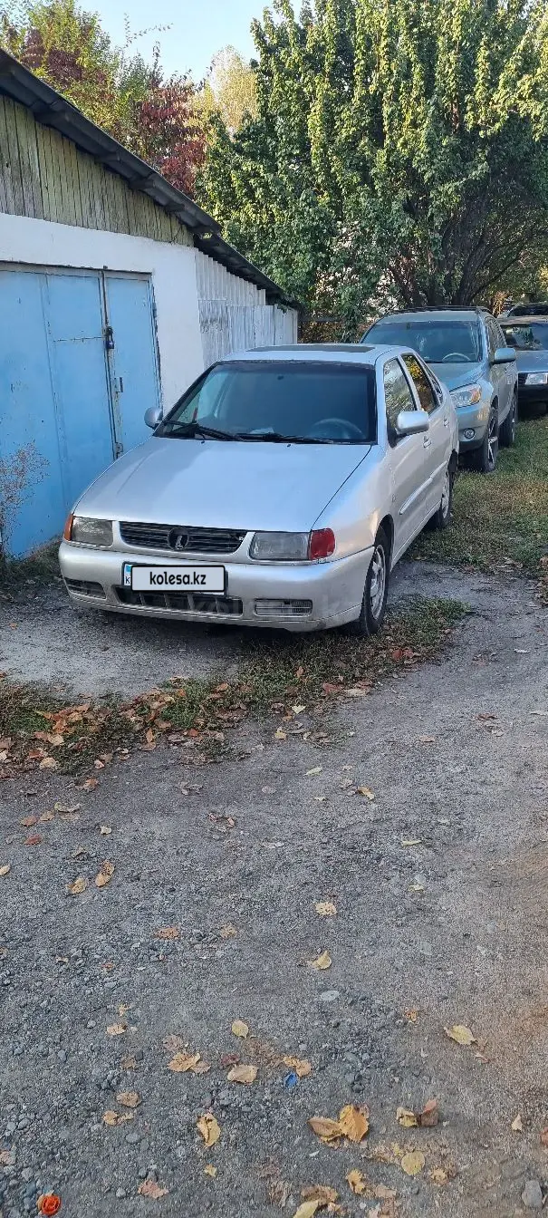 Volkswagen Polo, 2001