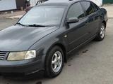 Volkswagen Passat 1999 года за 1 300 000 тг. в Астана – фото 2