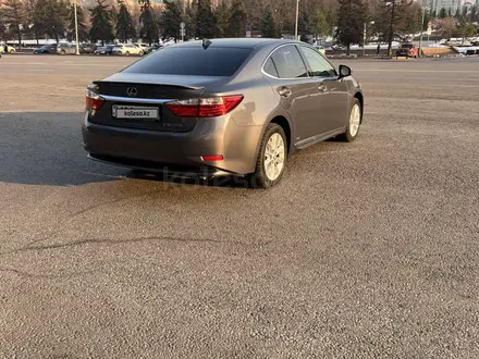 Lexus ES 300h 2015 года за 13 000 000 тг. в Алматы – фото 10