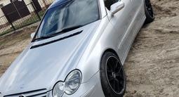 Mercedes-Benz CLK 320 2002 годаүшін5 000 000 тг. в Уральск – фото 4