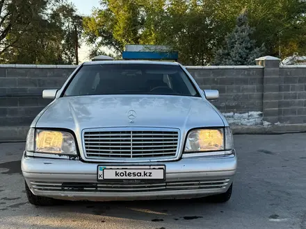 Mercedes-Benz S 300 1997 года за 2 800 000 тг. в Алматы