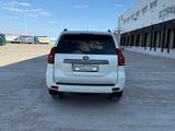 Toyota Land Cruiser Prado 2018 года за 21 000 000 тг. в Караганда – фото 2