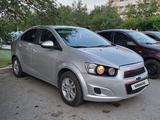 Chevrolet Aveo 2014 года за 3 500 000 тг. в Атырау – фото 4