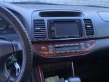 Toyota Camry 2003 годаүшін5 500 000 тг. в Семей – фото 5