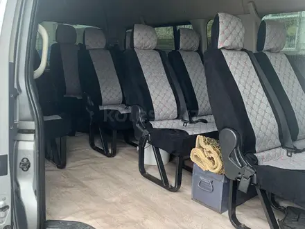 Toyota Hiace 2011 года за 11 000 000 тг. в Астана – фото 10