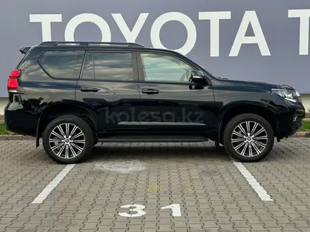 Toyota Land Cruiser 2016 года за 32 632 000 тг. в Алматы – фото 30