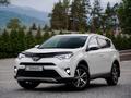 Toyota RAV4 2016 года за 10 600 000 тг. в Алматы