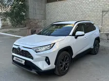 Toyota RAV4, 2025