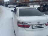 Toyota Camry 2018 года за 12 500 000 тг. в Актобе – фото 3