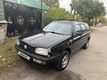 Volkswagen Golf 1994 годаүшін1 500 000 тг. в Алматы