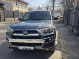 Toyota 4Runner 2017 года за 20 500 000 тг. в Алматы – фото 3