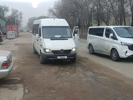 Mercedes-Benz  Sprinter 2004 года за 7 000 000 тг. в Алматы