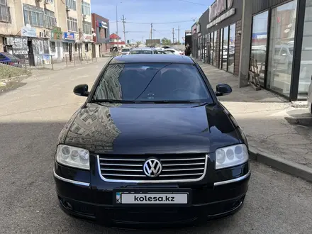 Volkswagen Passat 2003 года за 2 500 000 тг. в Атырау – фото 4