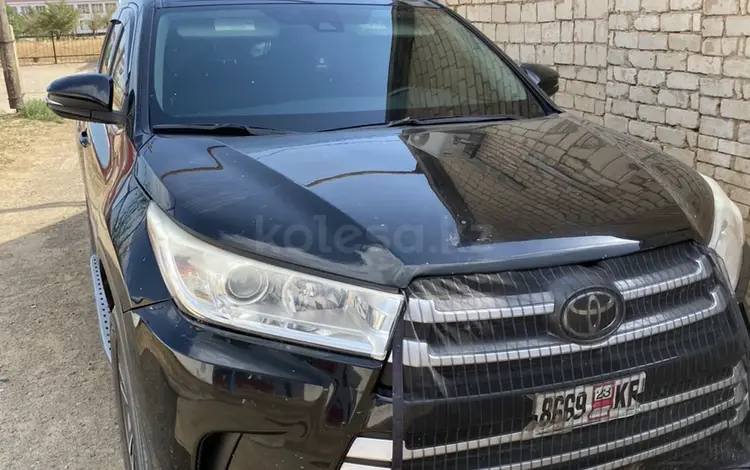 Toyota Highlander 2017 годаүшін13 000 000 тг. в Атырау