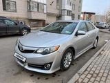 Toyota Camry 2014 года за 8 300 000 тг. в Актобе – фото 2