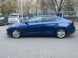 Hyundai Elantra 2020 годаfor7 900 000 тг. в Алматы – фото 2