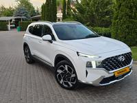 Hyundai Santa Fe 2023 года за 22 000 000 тг. в Алматы