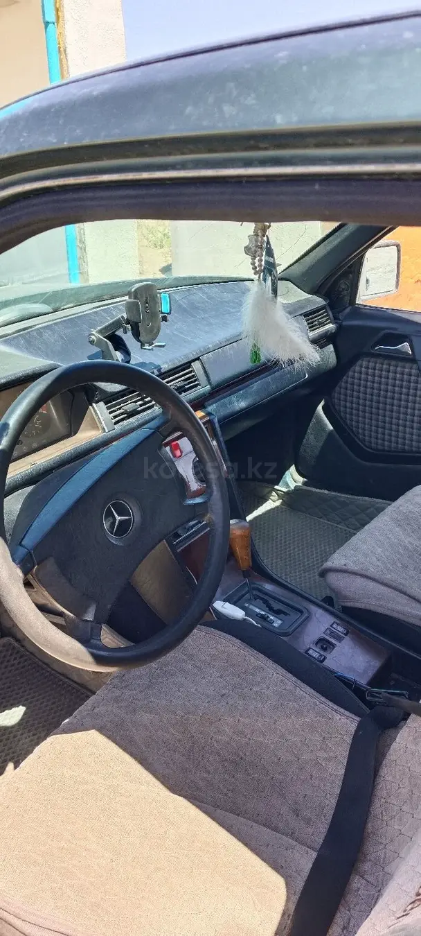 Mercedes-Benz E-Class, 1994