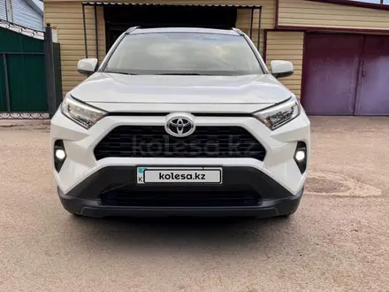 Toyota RAV4 2022 года за 19 000 000 тг. в Караганда – фото 3