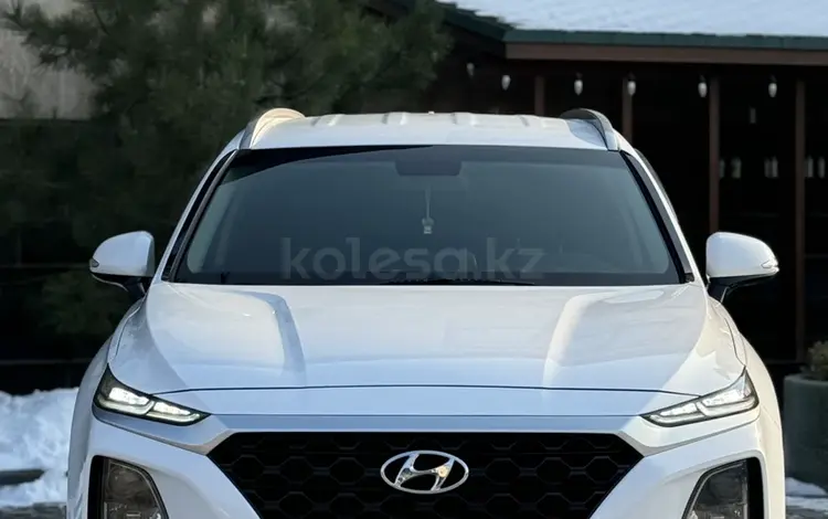 Hyundai Santa Fe 2018 года за 13 500 000 тг. в Шымкент