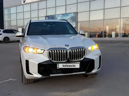 BMW X5 2023 года за 52 000 000 тг. в Астана