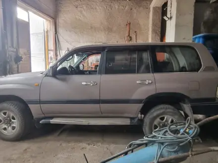 Toyota Land Cruiser 2002 года за 6 000 000 тг. в Алтай – фото 3