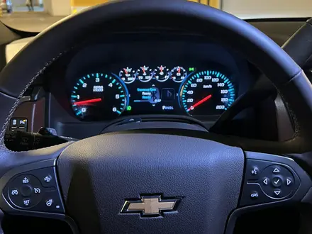 Chevrolet Suburban 2018 года за 31 000 000 тг. в Алматы – фото 14