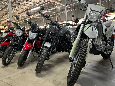  Скремблер IMPERIYA MOTO FORESTER V 300 Водяное охлаждение 2024 года за 1 199 000 тг. в Алматы – фото 5