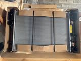 Радиатор на S350 W221 рестайлинг новый за 60 000 тг. в Алматы