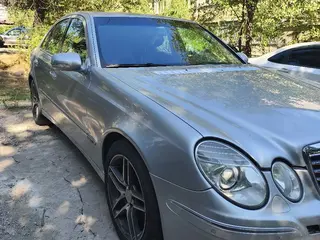 Mercedes-Benz E 280