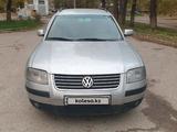 Volkswagen Passat 2001 годаfor2 300 000 тг. в Тараз