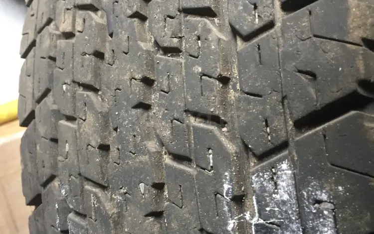 265 65 17 bridgestone за 40 000 тг. в Алматы