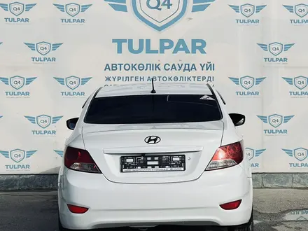 Hyundai Accent 2013 года за 5 000 000 тг. в Актау – фото 2