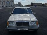 Mercedes-Benz E 280 1994 годаүшін2 500 000 тг. в Караганда