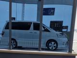 Toyota Alphard 2007 годаүшін6 800 000 тг. в Атырау