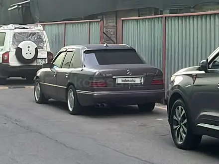 Mercedes-Benz E 280 1995 года за 1 750 000 тг. в Алматы