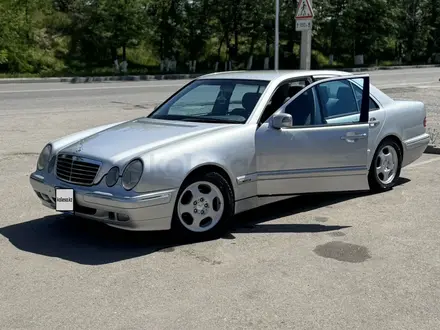Mercedes-Benz E 320 2000 года за 4 200 000 тг. в Шымкент – фото 7