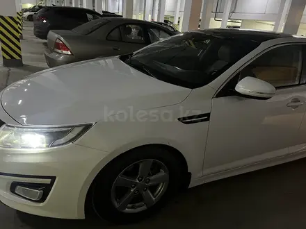 Kia Optima 2015 года за 7 450 000 тг. в Астана – фото 2