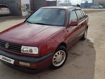 Volkswagen Vento 1992 года за 1 450 000 тг. в Тараз – фото 2