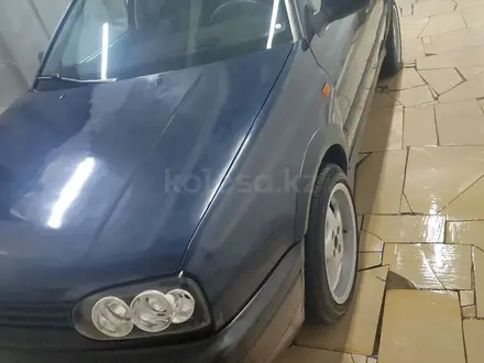 Volkswagen Golf 1993 года за 1 700 000 тг. в Алматы