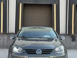Volkswagen Golf 2008 года за 3 500 000 тг. в Караганда – фото 2