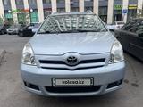 Toyota Corolla Verso 2004 года за 4 800 000 тг. в Астана – фото 2