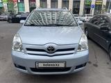 Toyota Corolla Verso 2004 года за 4 800 000 тг. в Астана – фото 4