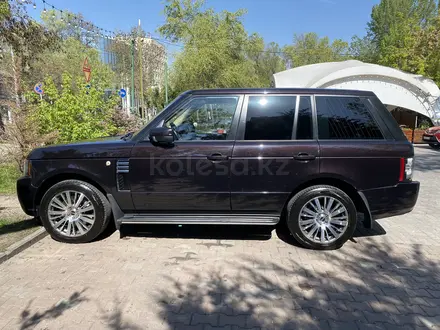 Land Rover Range Rover 2011 года за 15 000 000 тг. в Алматы – фото 10