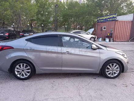 Hyundai Elantra 2014 года за 6 000 000 тг. в Астана – фото 2