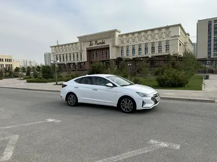 Hyundai Elantra 2020 года за 9 300 000 тг. в Шымкент – фото 2